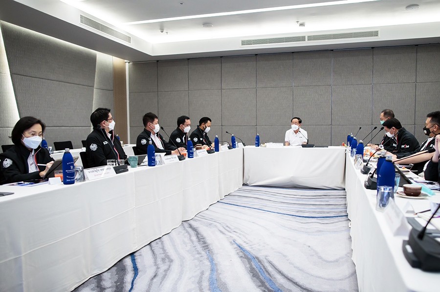 รมว.คลังประชุมมอบนโยบายแก่ EXIM BANK
