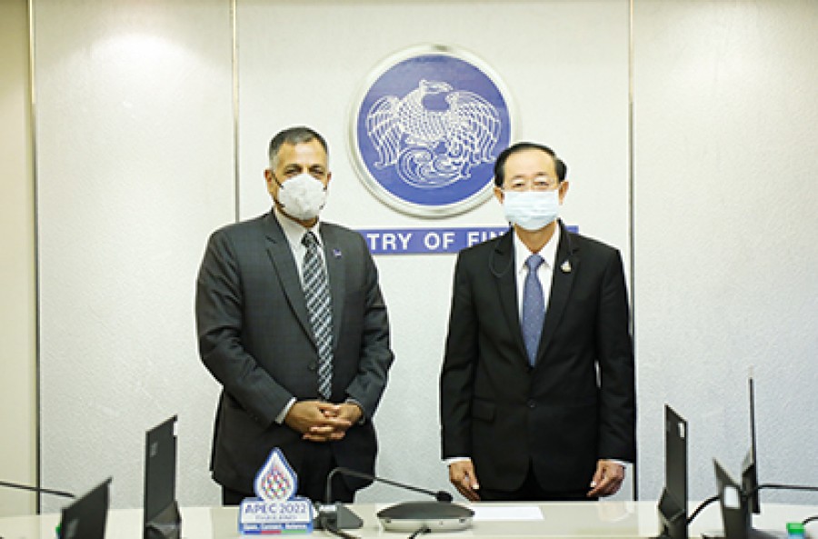 รมว.คลัง ให้การต้อนรับ Mr. Ashok Lavasa