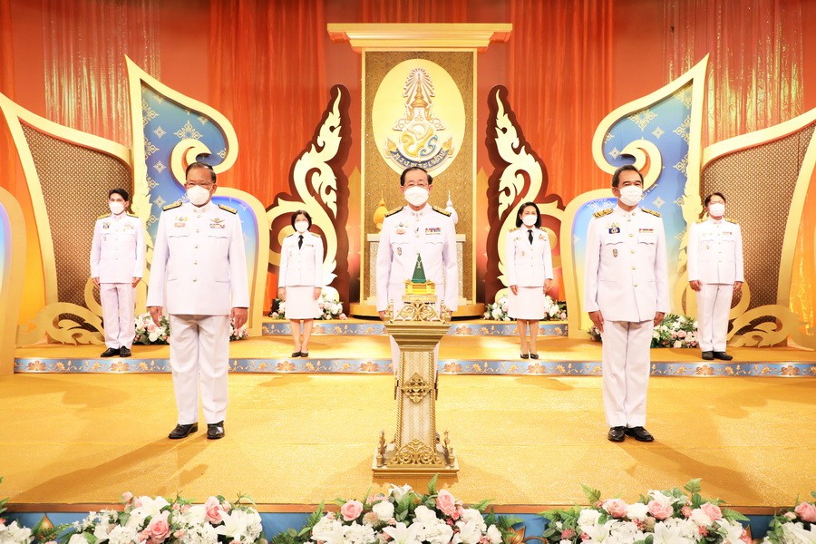 กระทรวงการคลัง บันทึกเทปถวายพระพรชัยมงคล เนื่องในโอกาสวันเฉลิมพระชนมพรรษา พระบาทสมเด็จพระปรเมนทรรามาธิบดีศรีสินทรมหาวชิราลงกรณ พระวชิรเกล้าเจ้าอยู่หัว