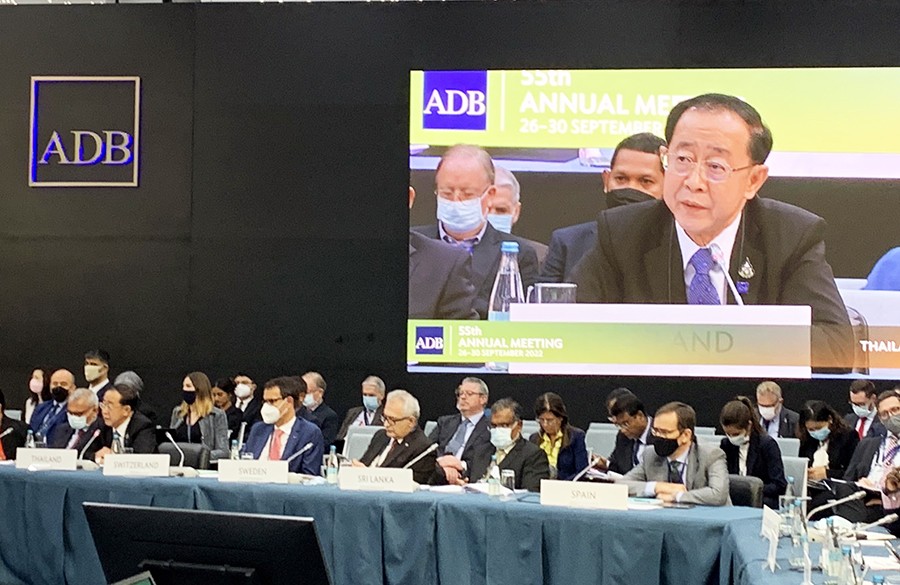 รมว.คลัง ร่วมการประชุม Governors’ Plenary Session