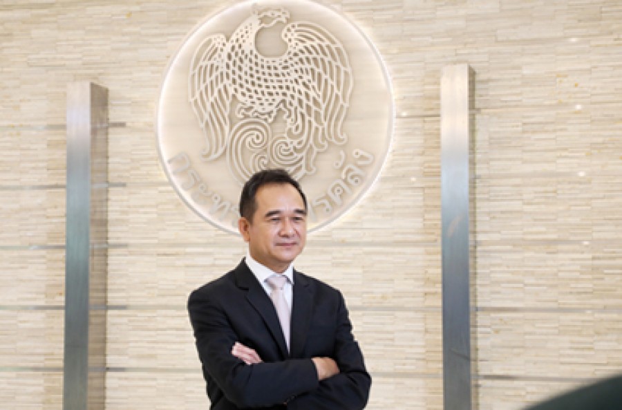 ปลัดกระทรวงการคลัง ให้สัมภาษณ์บันทึกเทปเพื่อจัดทำวีดีโอประชาสัมพันธ์ แผนปฏิบัติการด้านการพัฒนาทักษะทางการเงิน