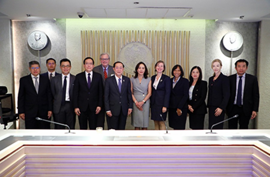 รมว.คลัง ให้การต้อนรับ หอการค้าอเมริกันในประเทศไทย (AMCHAM)