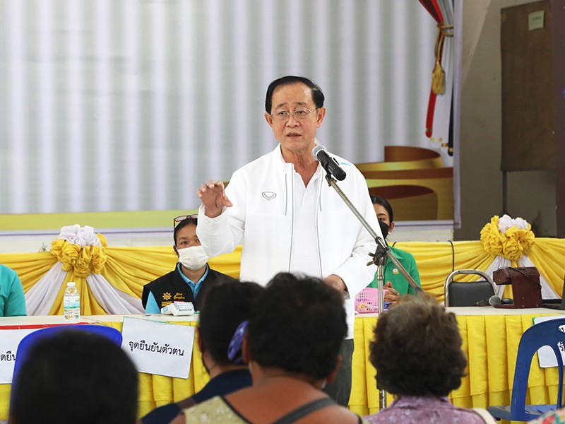 รมว.คลัง ลงพื้นที่ตรวจเยี่ยมการดำเนินการยืนยันตัวตนและการยื่นอุทธรณ์ของผู้ลงทะเบียนโครงการลงทะเบียนเพื่อสวัสดิการแห่งรัฐ ปี 2565 ณ จังหวัดศรีสะเกษ