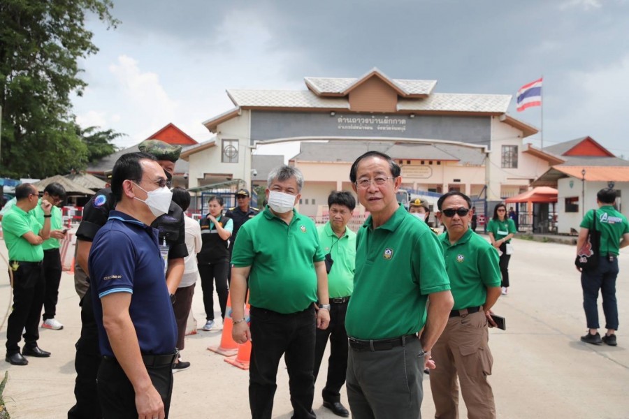 ตรวจเยี่ยมการปฏิบัติงานของเจ้าหน้าที่ศุลกากร ด่านถาวรบ้านผักกาด จ.จันทบุรี