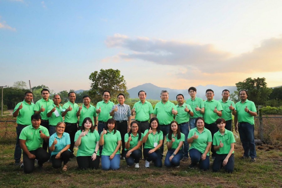 เยี่ยมชมงานวิสาหกิจชุมชนกลุ่มสตรีเกษตรผลไม้บ้านโหล่น จ.ชัยภูมิ