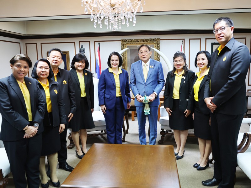 แสดงความยินดี รองนายกรัฐมนตรีและรัฐมนตรีว่าการกระทรวงการคลัง เนื่องในโอกาสเข้ารับตำแหน่งใหม่