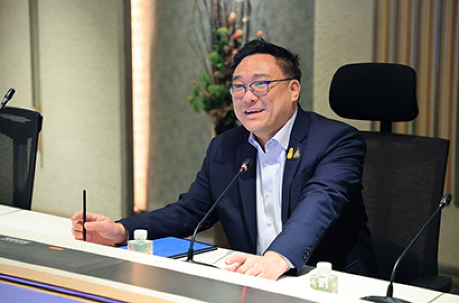 ตัวแทนอุตสาหกรรมยาสูบถูกกฎหมาย เข้าพบและยื่นหนังสือร้องเรียนเรื่องปัญหาบุหรี่ผิดกฎหมาย