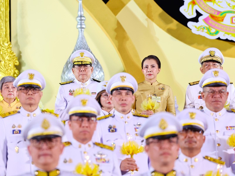 พิธีจุดเทียนชัยถวายพระพร เนื่องในโอกาสพระราชพิธีมหามงคลเฉลิมพระชนมพรรษา 6 รอบ