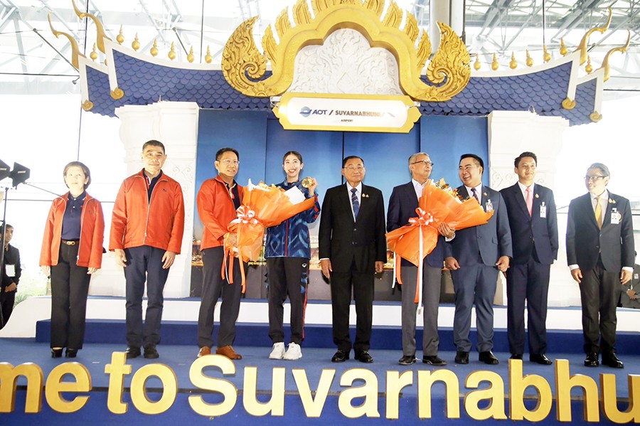 ต้อนรับนักกีฬาเทควันโดทีมชาติไทยและทีมผู้ฝึกสอน พร้อมร่วมแสดงความยินดี “เทนนิส พาณิภัค” นักกีฬาเทควันโดเหรียญทองโอลิมปิก ปารีส 2024