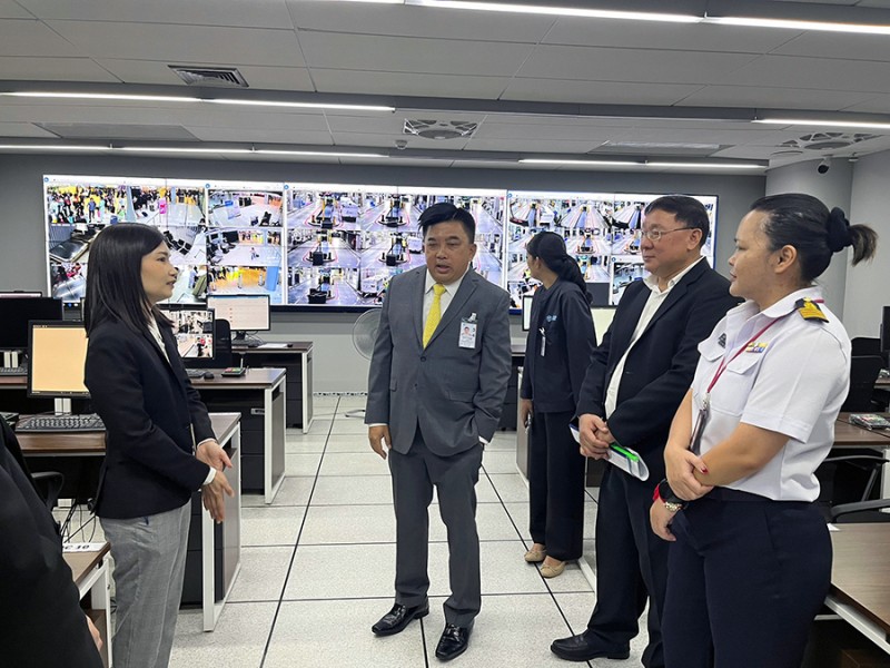 ตรวจราชการสำนักงานศุลกากรตรวจสินค้าท่าอากาศยานสุวรรณภูมิและสำนักงานศุลกากรตรวจของผู้โดยสารท่าอากาศยานสุวรรณภูมิ