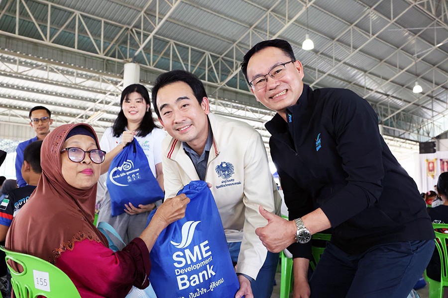 ลงพื้นที่ภาคใต้ ส่งมอบ “ถุงน้ำใจ” เติมกำลังใจแก่ผู้ประสบอุทกภัย