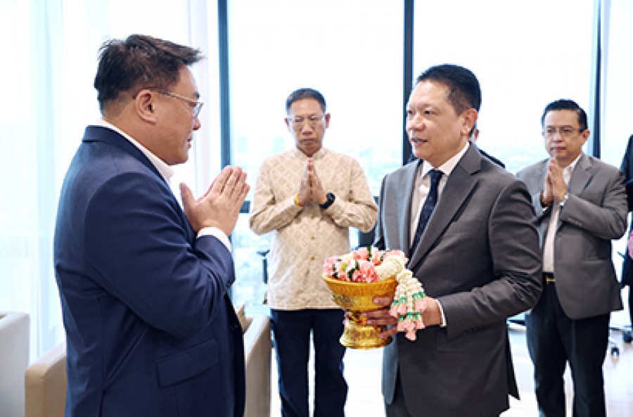 รมช.คลัง ให้การต้อนรับ ปลัดกระทรวงการคลัง