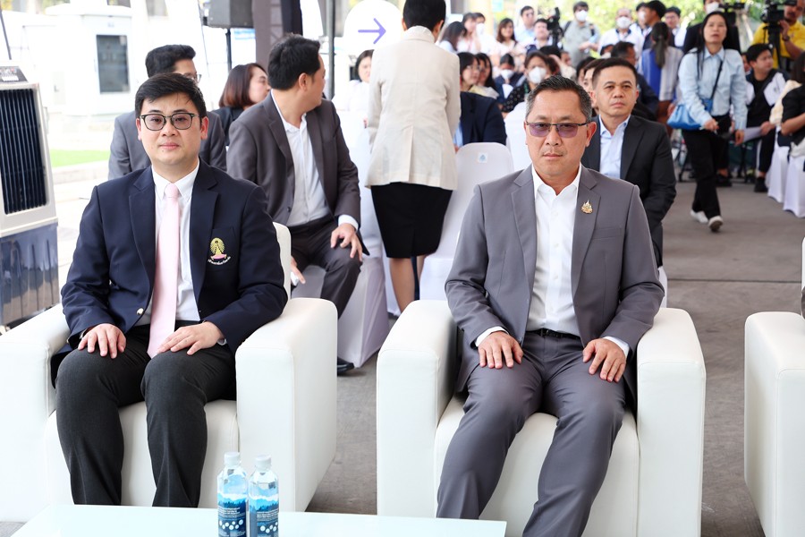 พิธีลงนามบันทึกความร่วมมือ ในการขับเคลื่อนและสนับสนุนการส่งเสริมการรับรู้ภาษีคาร์บอนและพฤติกรรมการใช้ พลังงานอย่างยั่งยืน