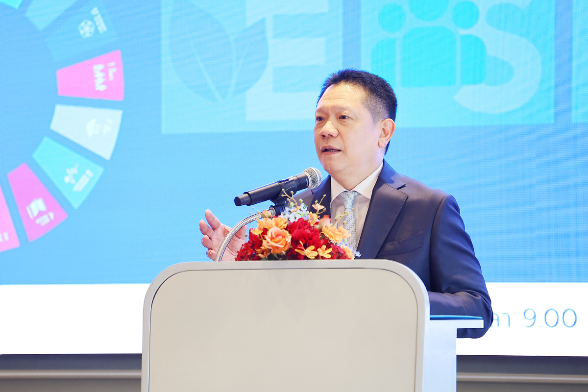 การประชุมรับฟังความคิดเห็นโครงการทบทวนวิสัยทัศน์ พันธกิจ และแผนยุทธศาสตร์ของกระทรวงการคลัง