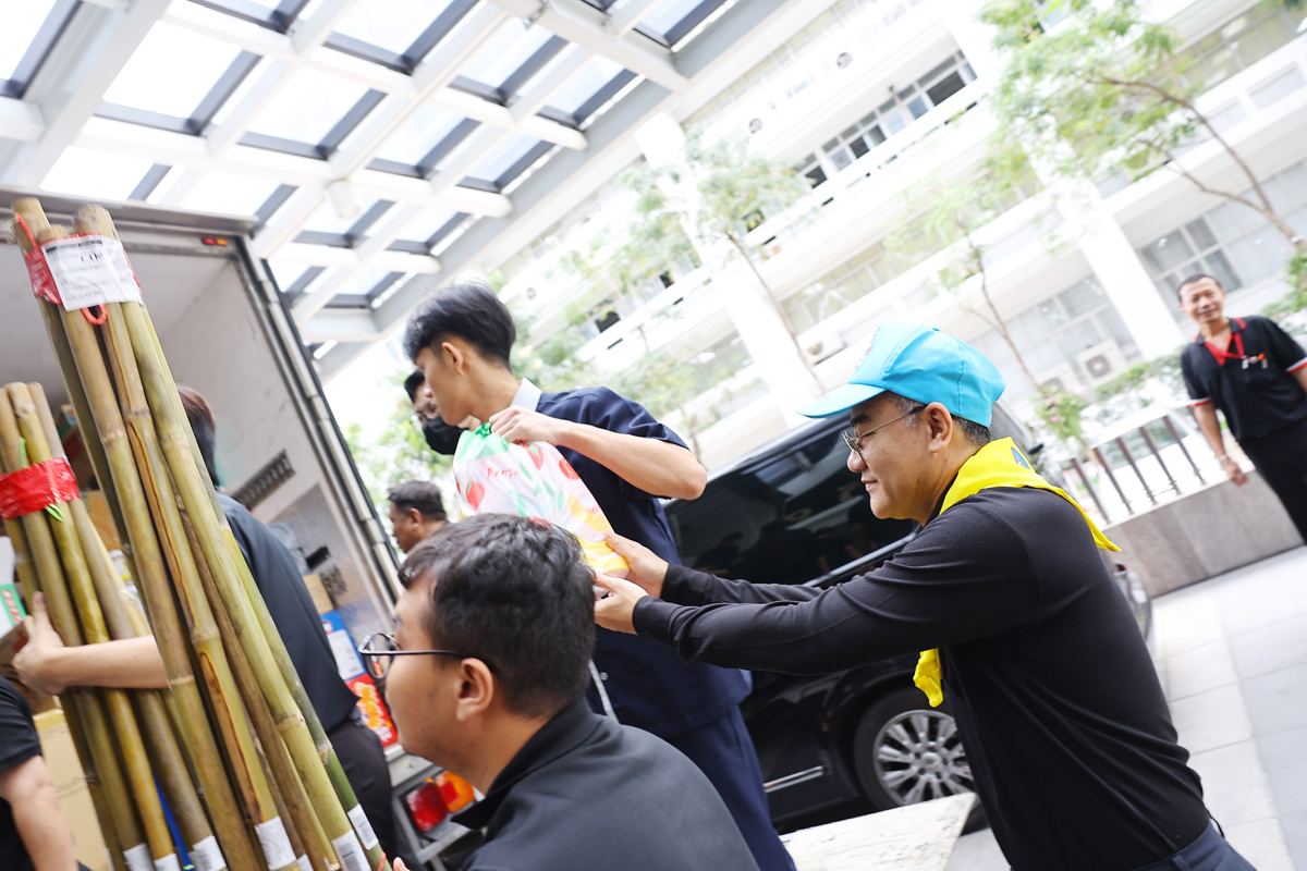 กิจกรรมจิตอาสา “คนคลังส่งกำลังใจ ให้พี่น้องชาวใต้”