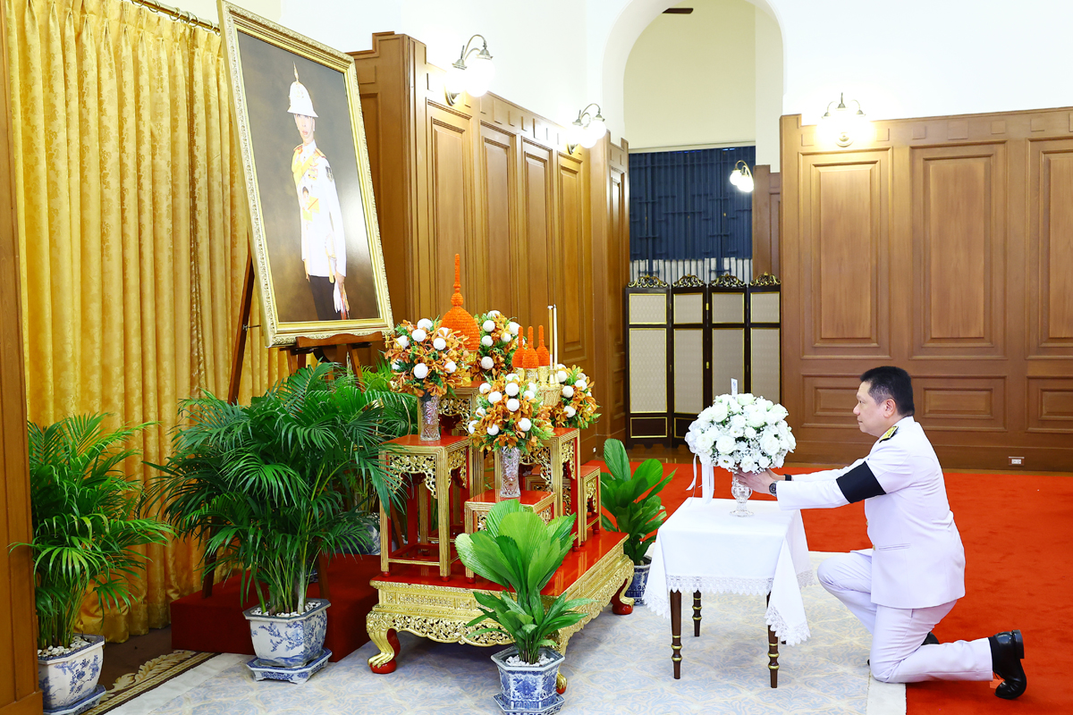 กระทรวงการคลัง เข้าถวายสักการะเบื้องหน้าพระรูป และลงนามถวายความอาลัย สมเด็จพระเจ้าลูกเธอ เจ้าฟ้าพัชรกิติยาภา นเรนทิราเทพยวดี กรมหลวงราชสาริณีสิริพัชร มหาวัชรราชธิดา