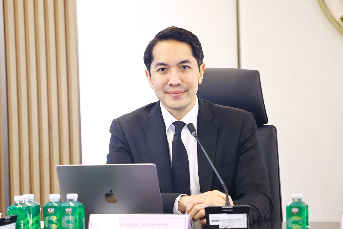 การประชุมหารือกับหอการค้าอเมริกันในประเทศไทย (AMCHAM)