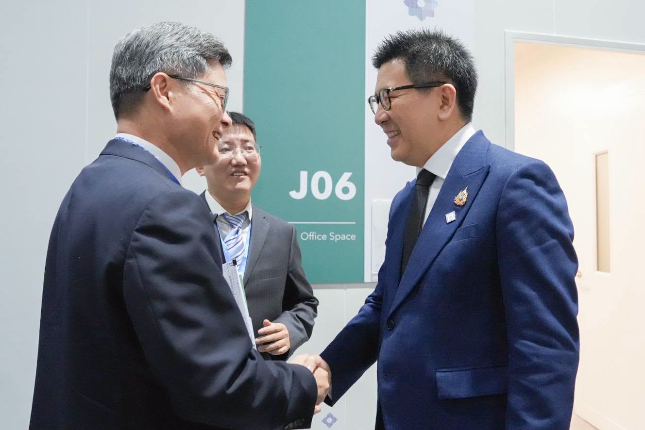 “เอกนิติ” หารือรัฐมนตรีคลังจีน หนุนลงทุนอุตสาหกรรมแห่งอนาคต กระชับความร่วมมือปราบสแกมเมอร์ข้ามชาติ